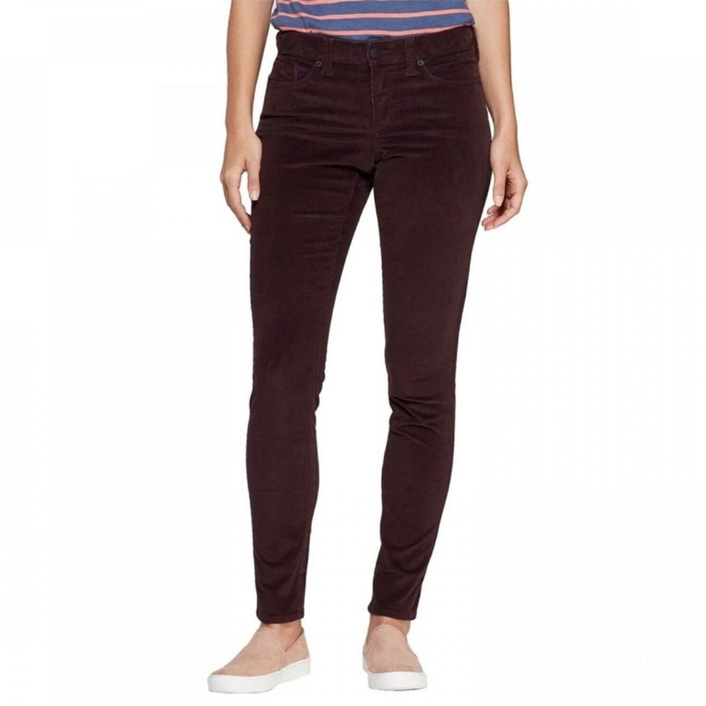 Universal Thread Mid Rise Skinny Jeans Burgundy 8/29